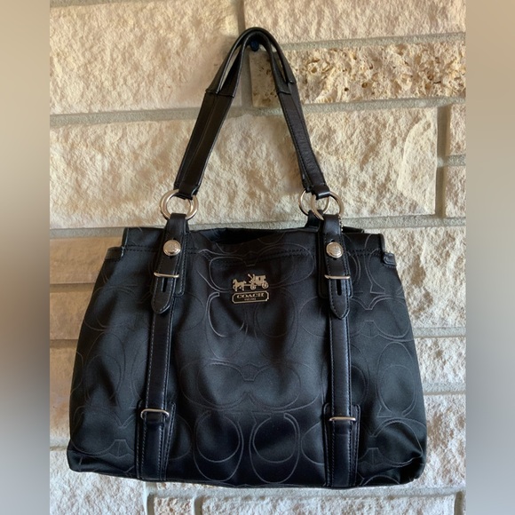 Coach Purse Handbag Tote Designer Bag #F1073-15402 - Picture 1 of 14